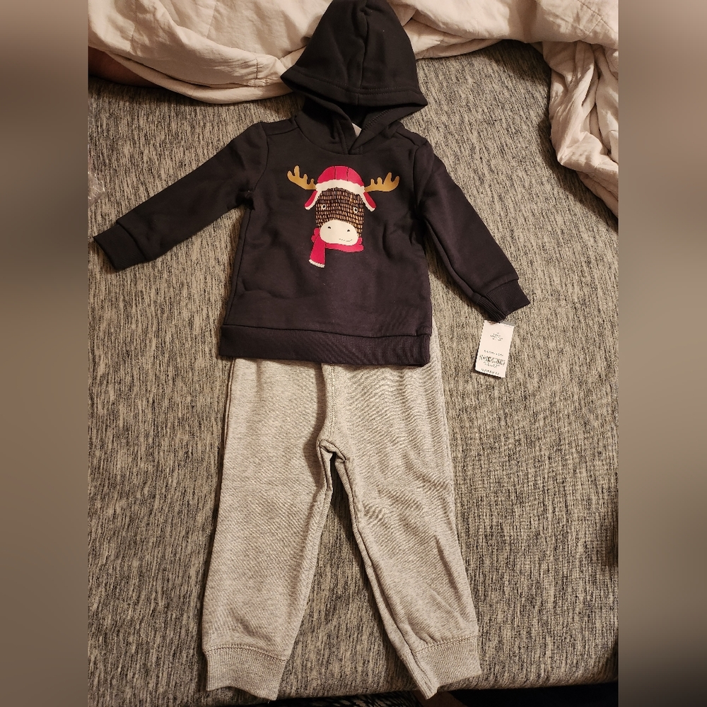Carter's 18 month 2 piece Reindeer set